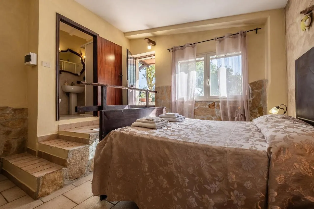 Volpe Villa Pitigliano Italy